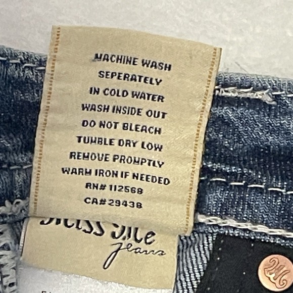Miss Me Y2K Capri Jeans Women Sz 25 Embellished Rhinestone Flap Pocket Distress - Picture 10 of 11